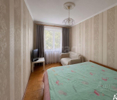 3-комн, 61кв м, этаж 1/5 городской округ Ялта, Алупка