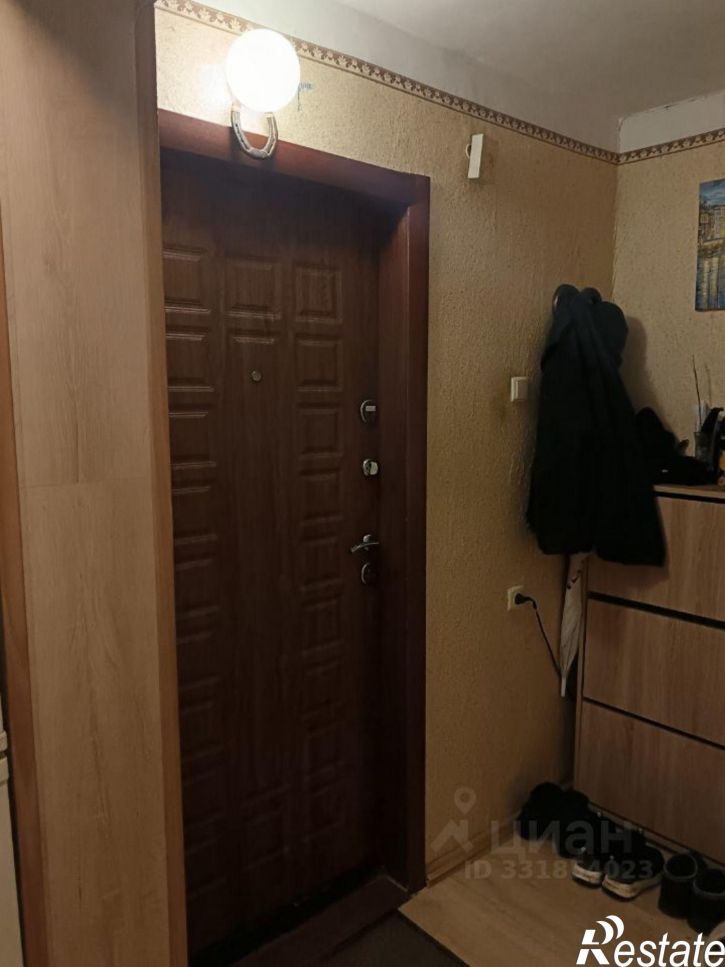 3-комн квартира Севастополь, улица Генерала Мельника, 1