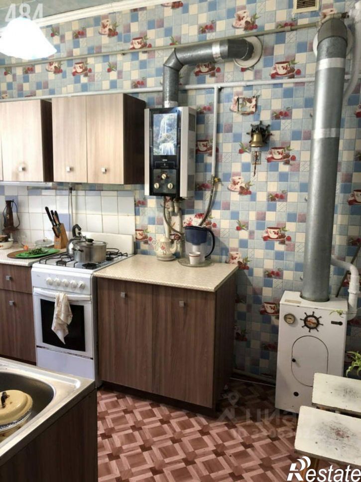 2-комн квартира Евпатория, улица имени Белогубца, 3