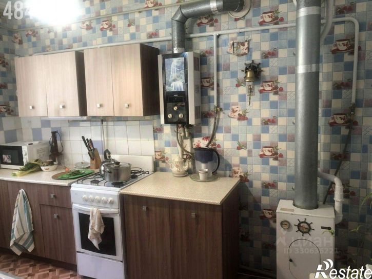 2-комн квартира Евпатория, улица имени Белогубца, 3