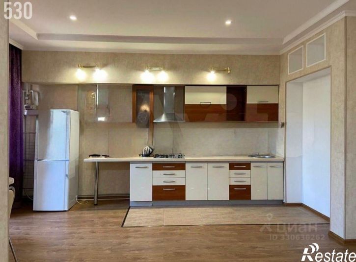 3-комн квартира Евпатория, проспект Ленина, 49