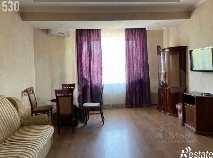 3-комн квартира Евпатория, проспект Ленина, 49
