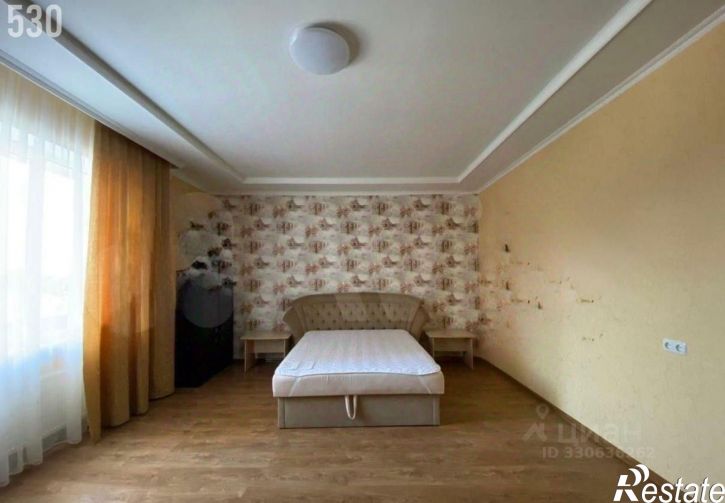 3-комн квартира Евпатория, проспект Ленина, 49