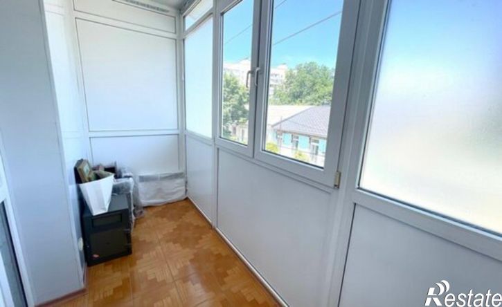 2-комн квартира Симферополь, улица Дыбенко, 8