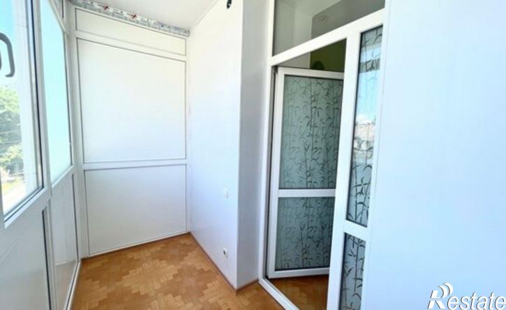 2-комн квартира Симферополь, улица Дыбенко, 8