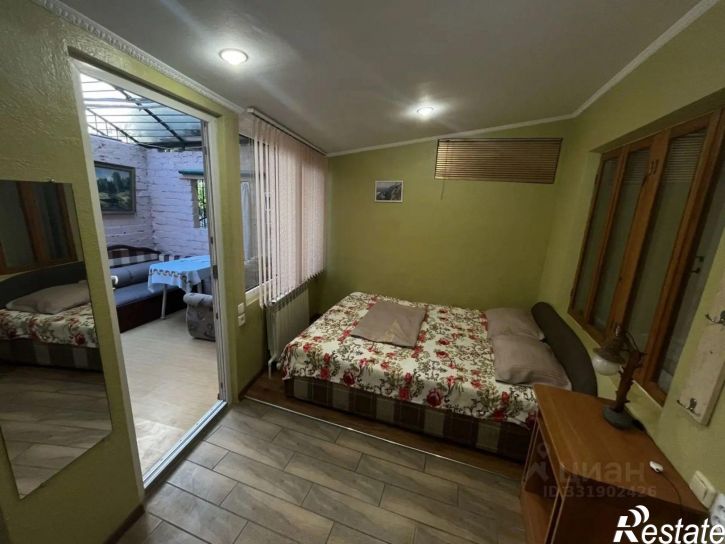 2-комн квартира Ялта, улица Чехова, 21Б