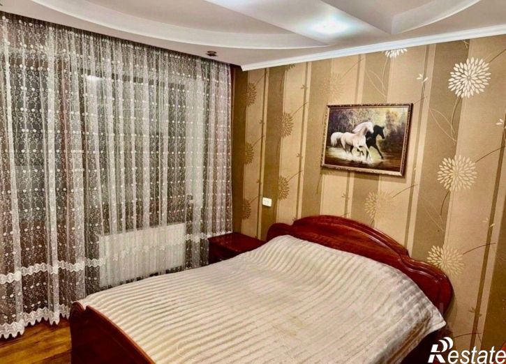 4-комн квартира Симферополь, Киевская ул., 114