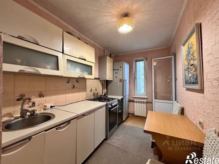 2-комн квартира пр-кт Генерала Острякова, 98,  д. 98