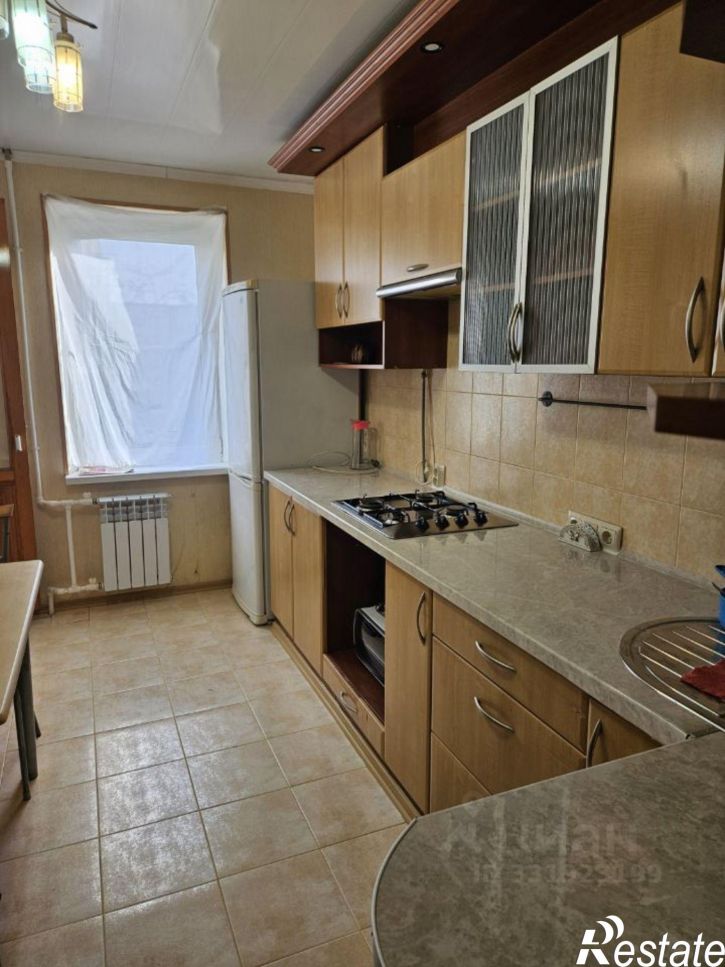 2-комн квартира пр-кт Героев Сталинграда, 64а,  д. 64а