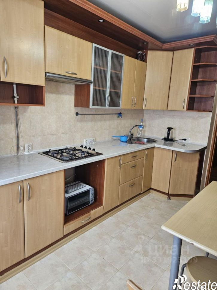2-комн квартира пр-кт Героев Сталинграда, 64а,  д. 64а