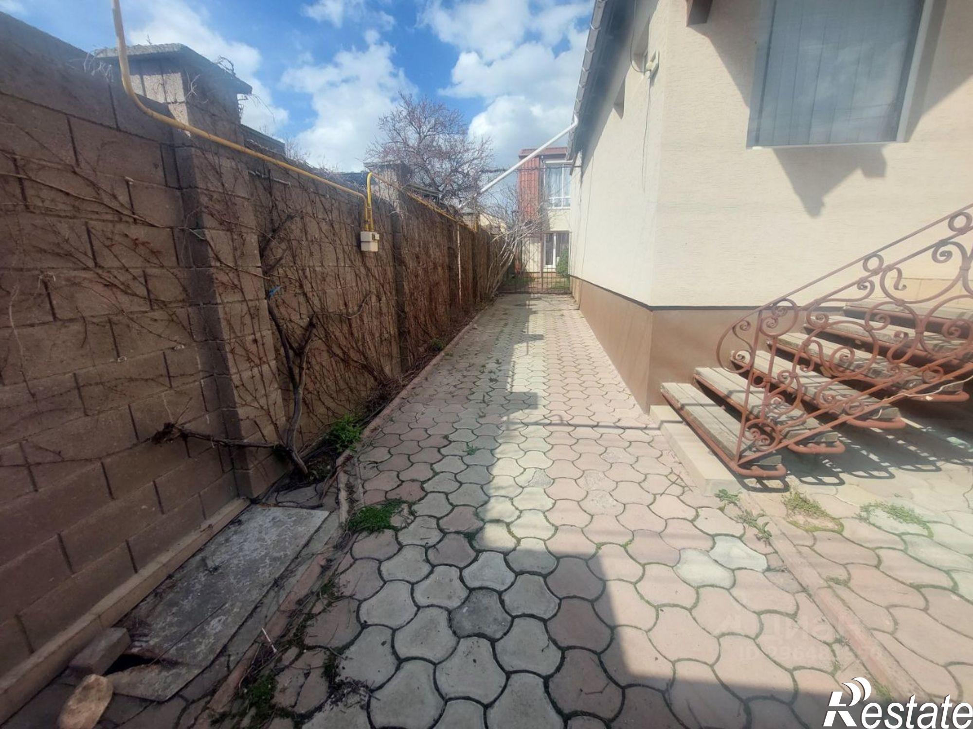 Сдать дачу, дом, коттедж за 55 000 рублей на ул Краснова, 33