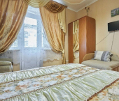 2-комн, 50кв м, этаж 2/4 ул Большая Морская, 8