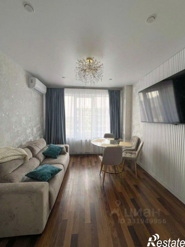 3-комн квартира Феодосия г., Грина ул., 43
