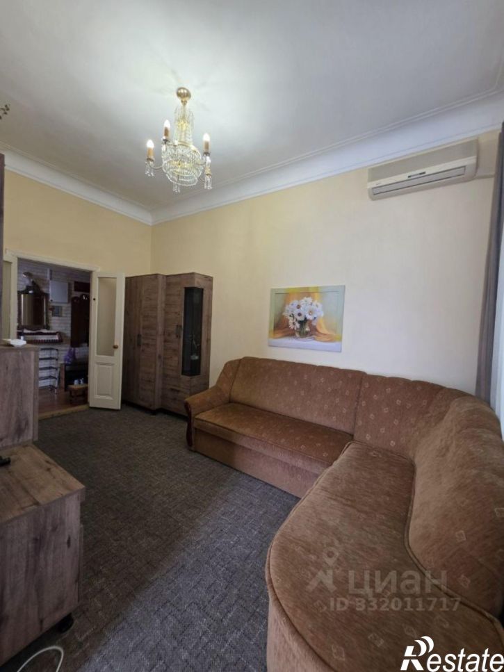 3-комн квартира ул Большая Морская, 15,  д. 15
