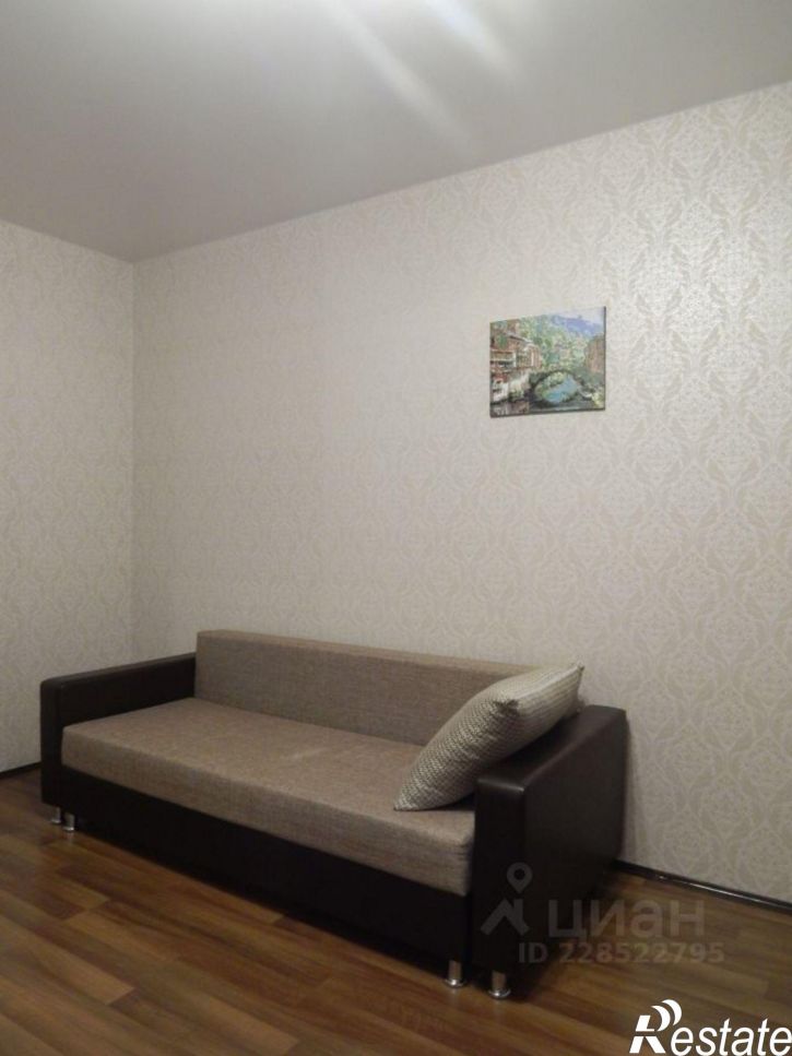 1-комн квартира Античный пр-кт, 52,  д. 52