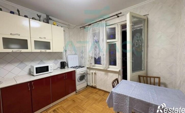 2-комн квартира Ялта, улица Вергасова, 1