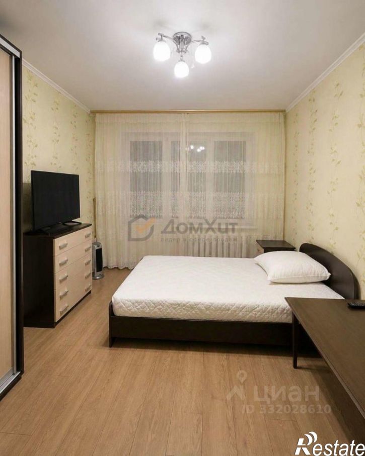 3-комн квартира Залесская ул,дом 83