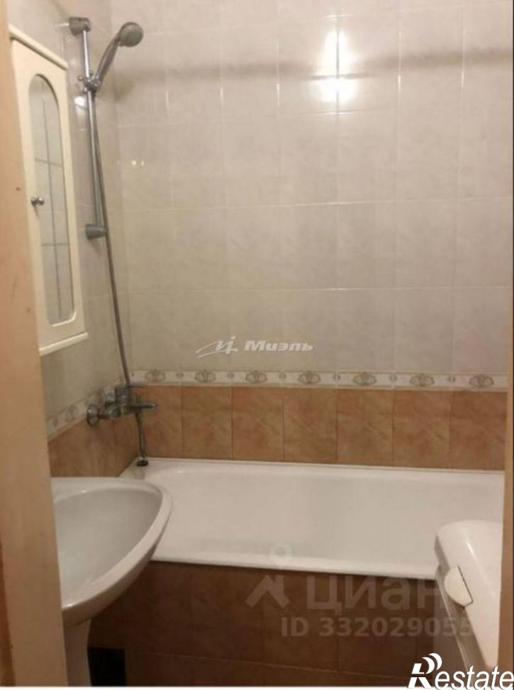 3-комн квартира Симферополь г., Декабристов ул., д.14/28