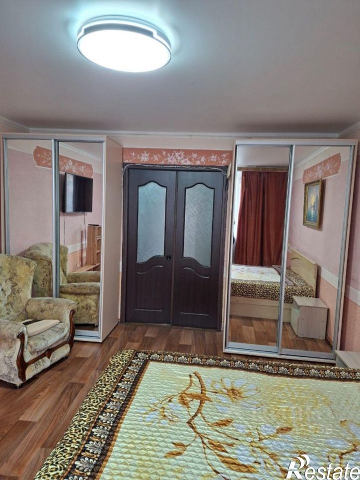 2-комн квартира пр-кт Героев Сталинграда, 60,  д. 60