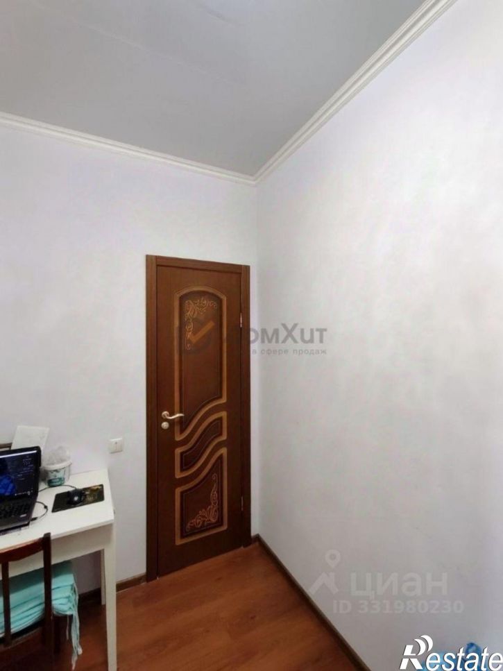 1-комн квартира Нестерова ул,дом 32
