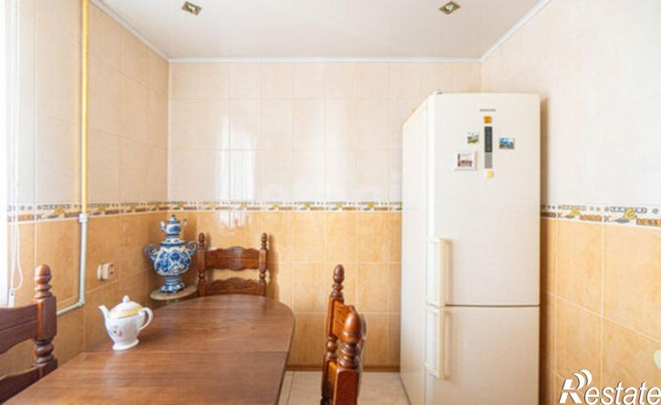 3-комн квартира Севастополь, улица Генерала Лебедя, 36