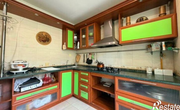 3-комн квартира Симферополь, Кечкеметская улица, 94А