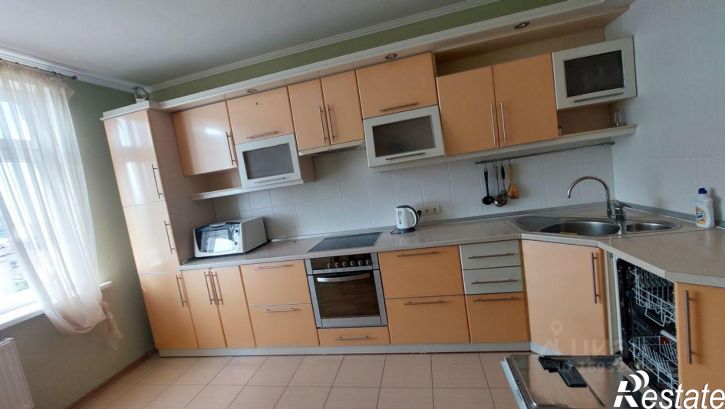 4-комн квартира Евпатория, улица Дёмышева, 125А