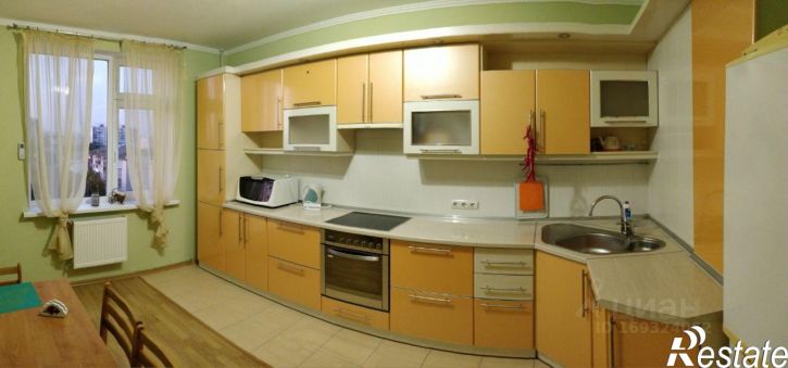 4-комн квартира Евпатория, улица Дёмышева, 125А