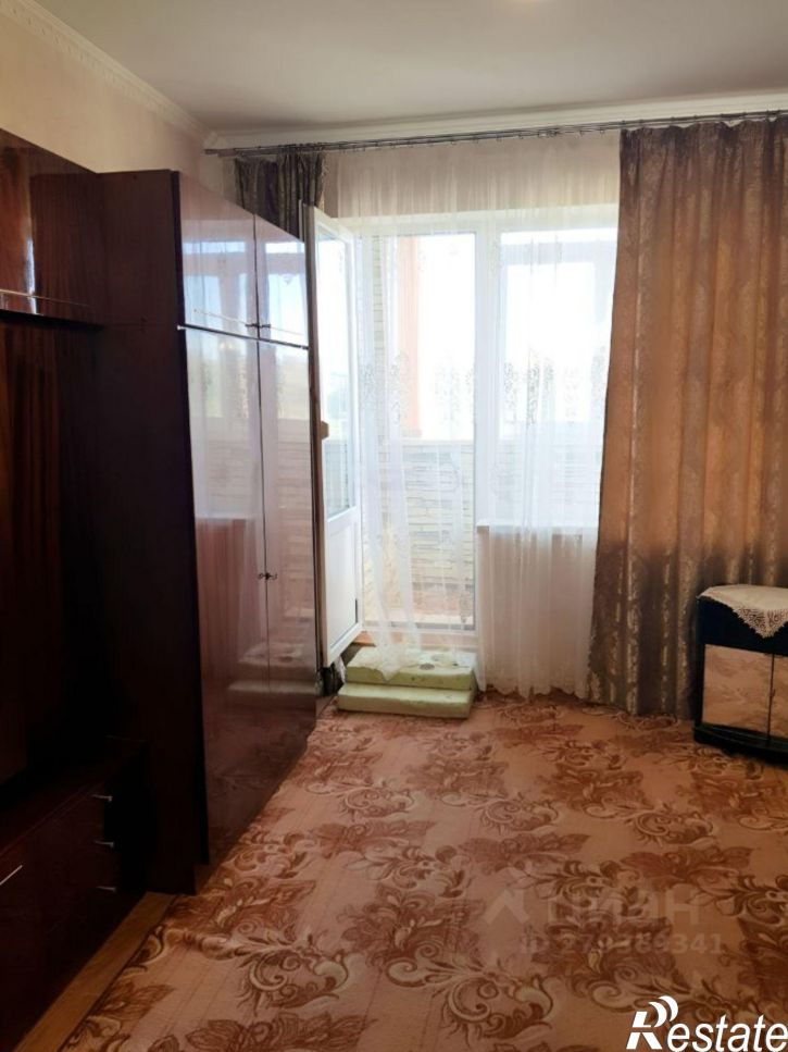 3-комн квартира Керчь, улица Орджоникидзе, 124