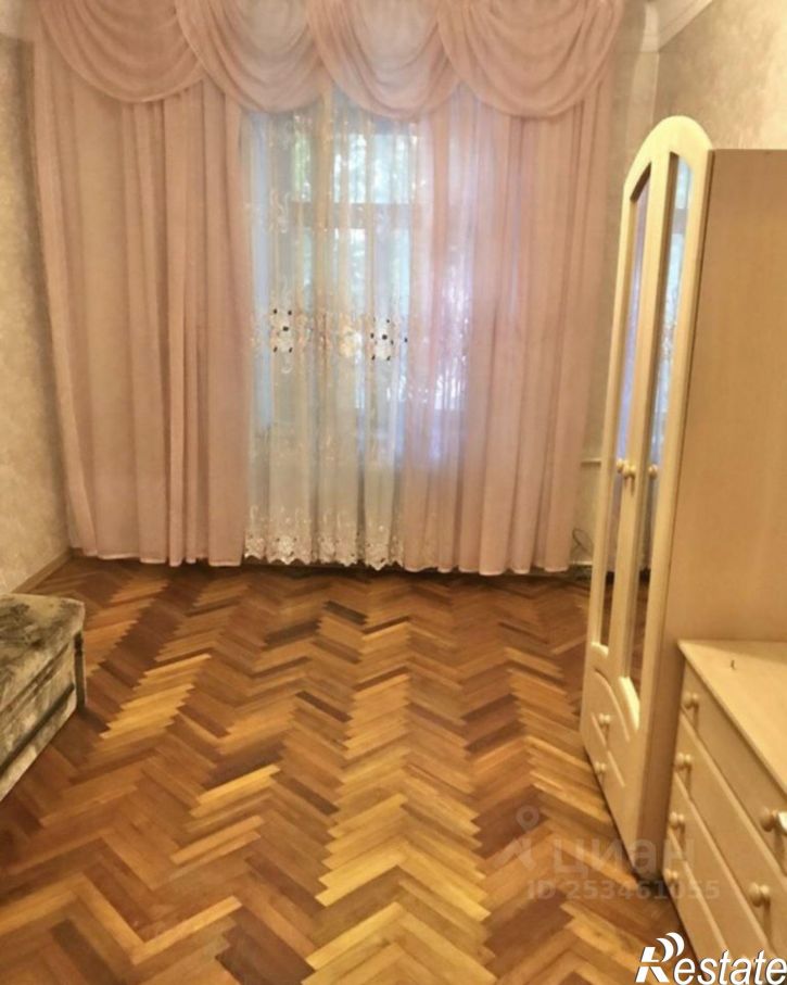 3-комн квартира ул Большая Морская, 50,  д. 50