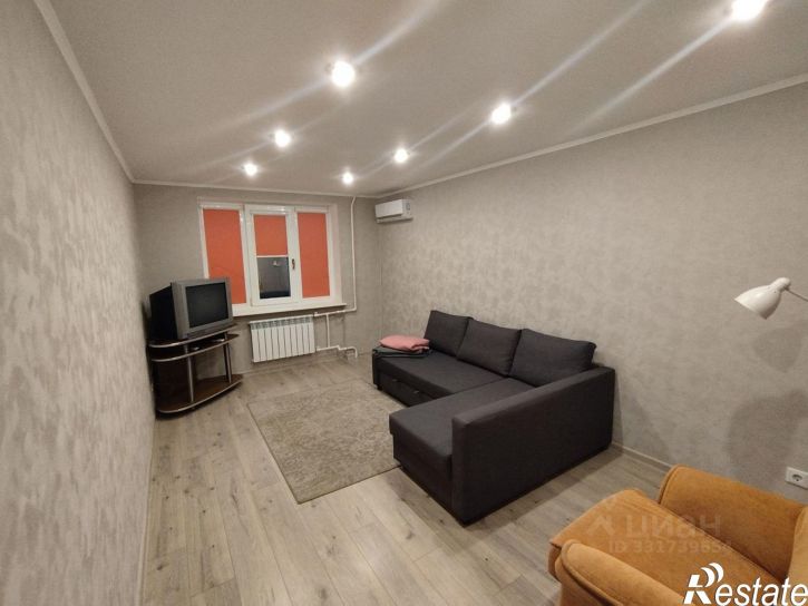 2-комн квартира ул Героев Бреста, 44В,  д. 44В