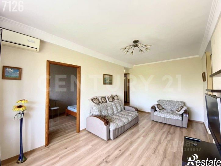 3-комн квартира ул Ефремова, 14,  д. 14