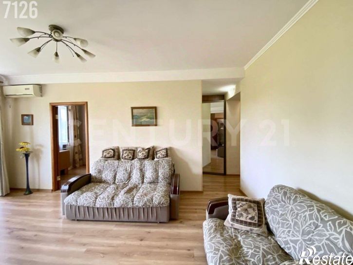 3-комн квартира ул Ефремова, 14,  д. 14