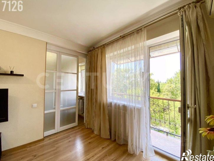 3-комн квартира ул Ефремова, 14,  д. 14