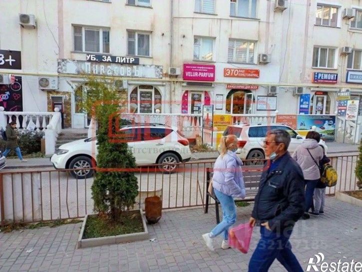 Торговое помещение пр-кт Октябрьской революции, 42,  д. 42