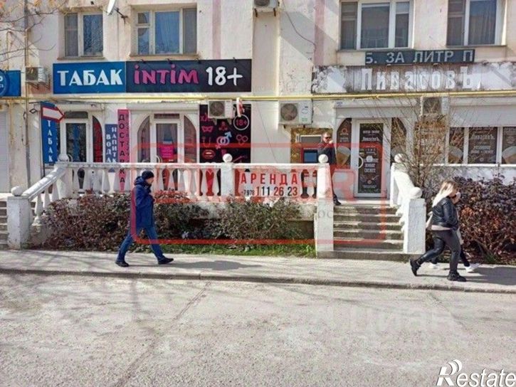 Торговое помещение пр-кт Октябрьской революции, 42,  д. 42