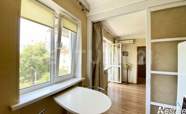 3-комн квартира ул Ефремова, 14,  д. 14