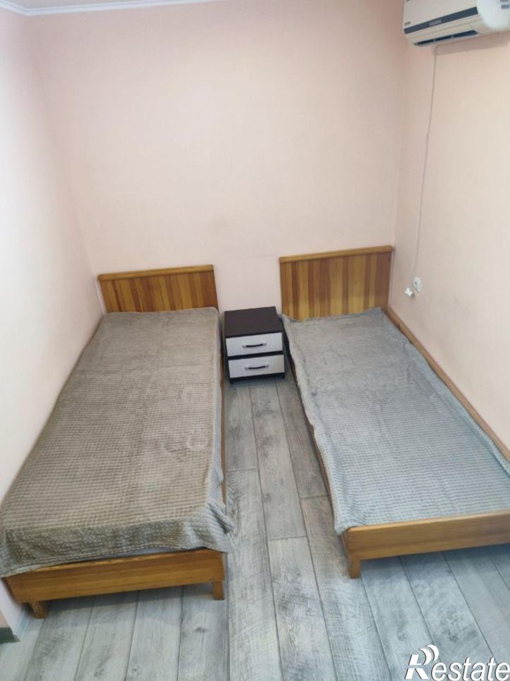1-комн квартира ул 13-го Апреля, 13,  д. 13