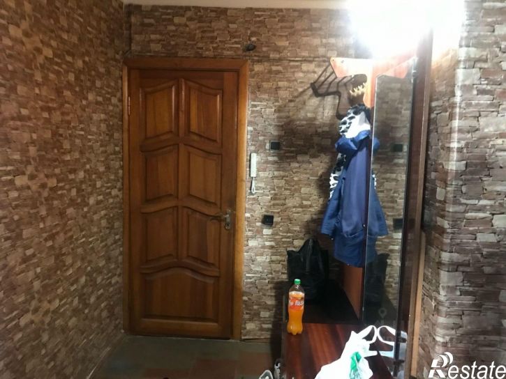 2-комн квартира ул Сладкова, 20,  д. 20