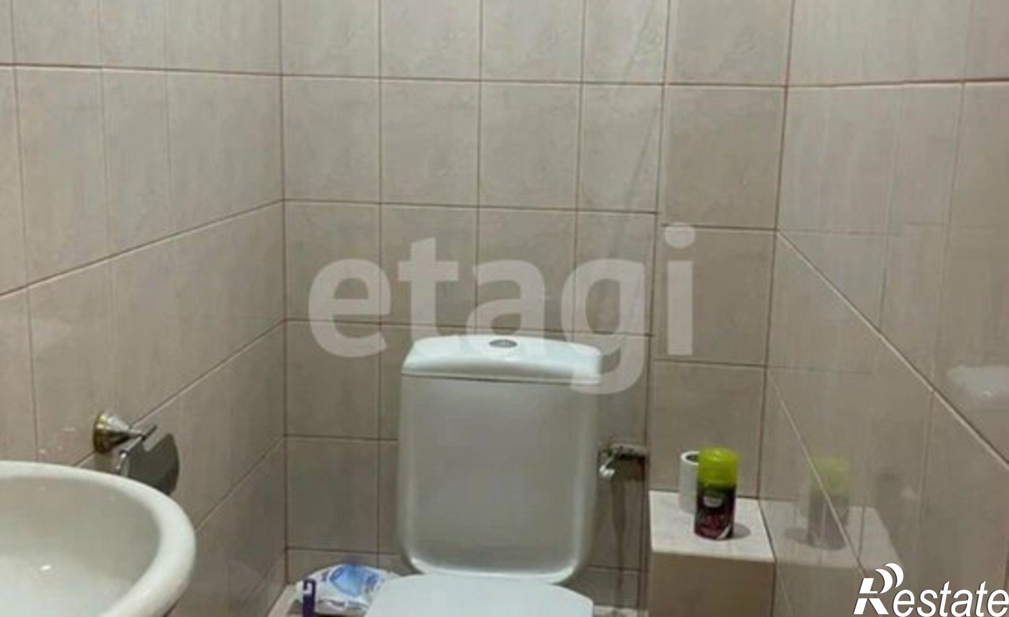 Купить квартиру за 12 450 000 рублей на ул Героев Бреста, 44