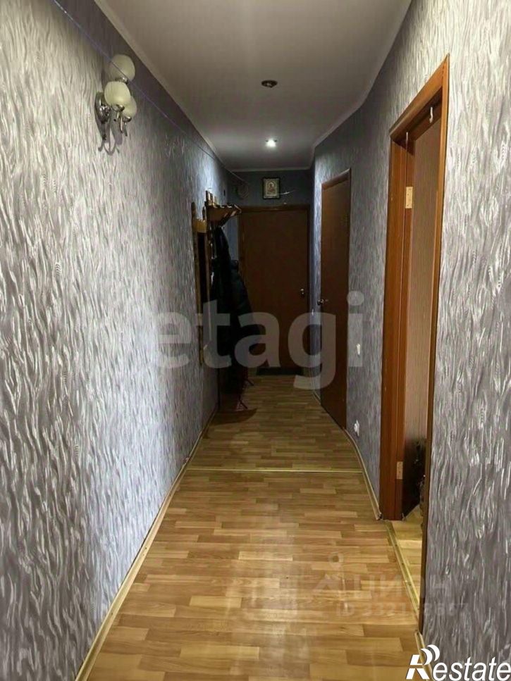 3-комн квартира ул Иванищева, 15,  д. 15