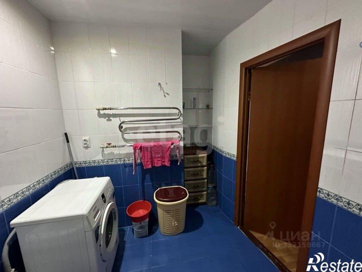 3-комн квартира ул Иванищева, 15,  д. 15