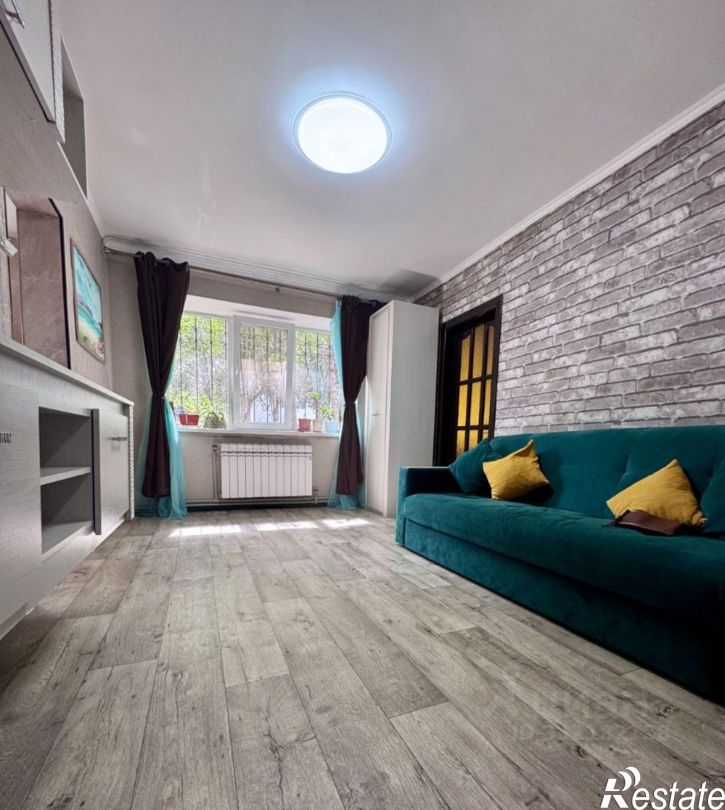 3-комн квартира Симферополь, улица Лескова, 64