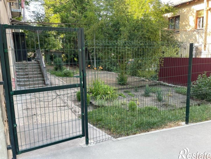 3-комн квартира Симферополь, улица Лескова, 64