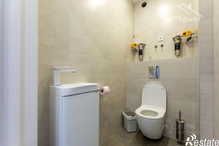 2-комн квартира пр-кт Александра Суворова, д 101