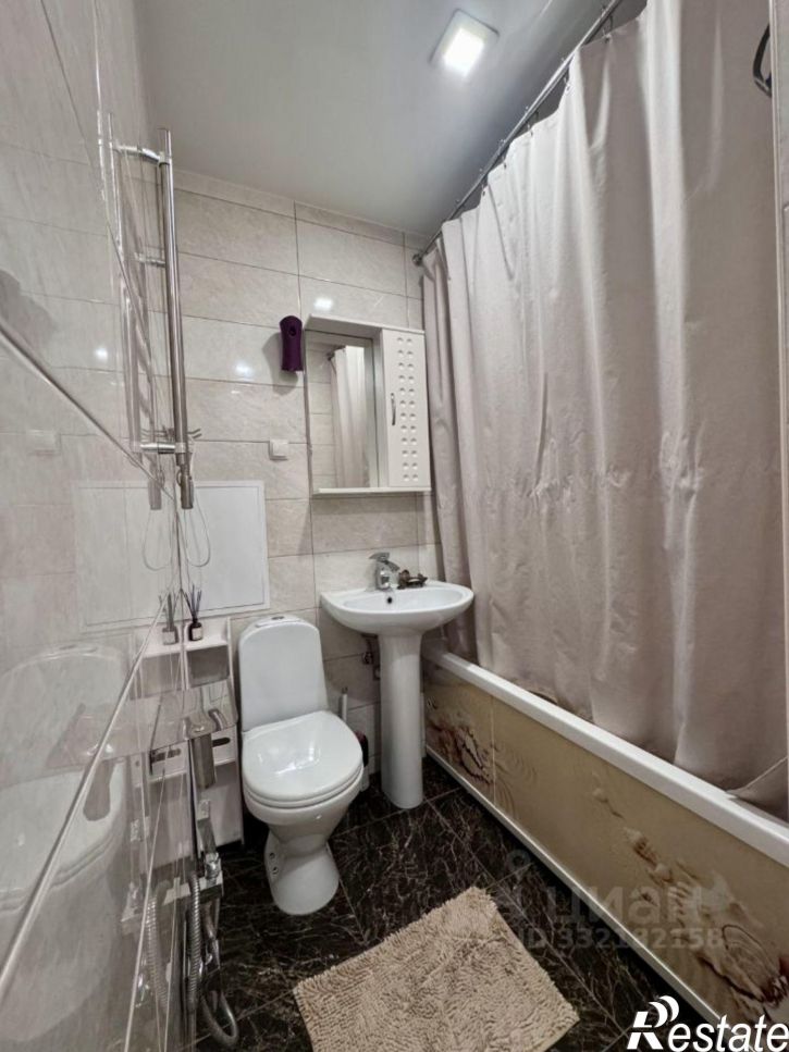3-комн квартира Симферополь, улица Лескова, 64