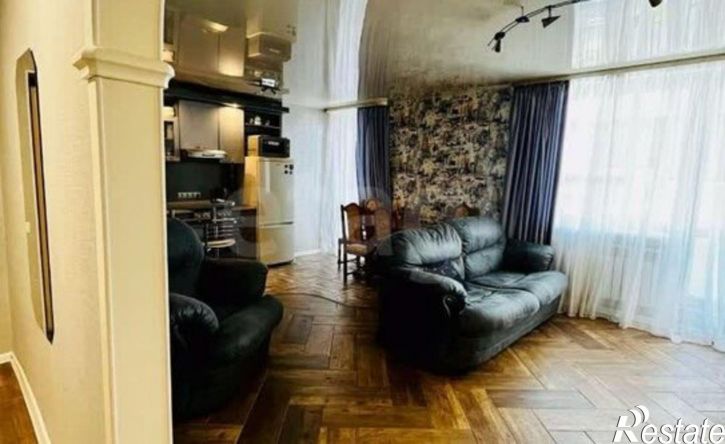 3-комн квартира Евпатория, улица Чапаева, 47