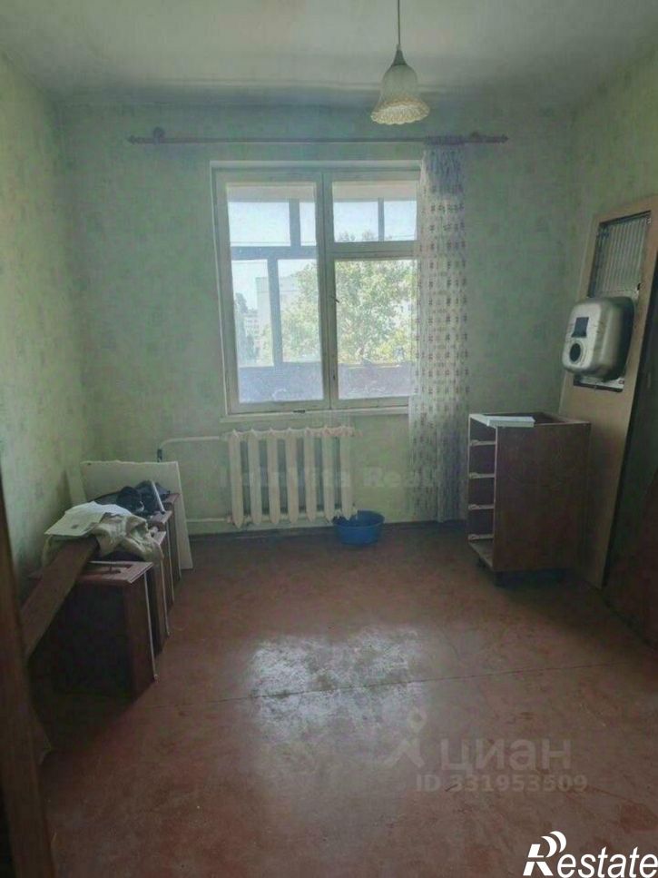 3-комн квартира ул Генерала Хрюкина, 4,  д. 4