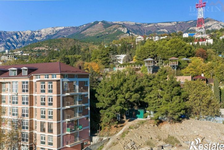 2-комн квартира г Ялта, улица Войкова, д 39