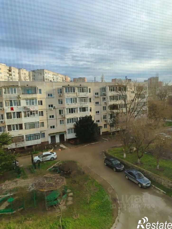 2-комн квартира Ленинский район, Щёлкино, 85